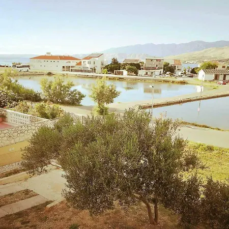 Rija 3 * Pag Town