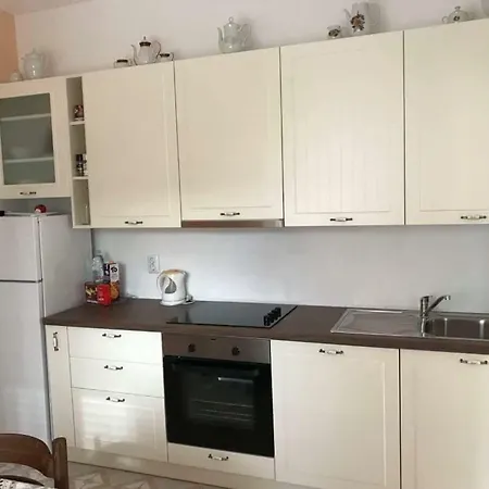 Apartment Rija 3 *