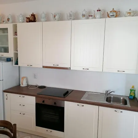 Apartament Rija 3 *