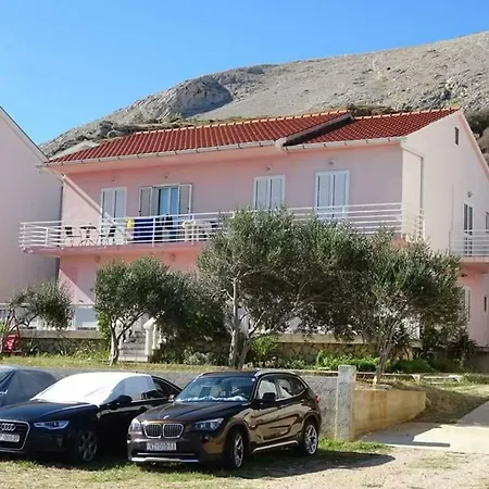 Rija 3 Apartment Pag Town
